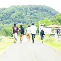 Dengarkan LIFriends, tonton video musik, baca bio, lihat tanggal tur & lainnya!