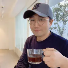 Jo Hyung Min dinle, müzik videolarını izle, biyografisini oku, tur tarihlerini ve daha fazlasını gör!