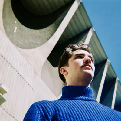 Listen to Richard Fenet, watch music videos, read bio, see tour dates & more!