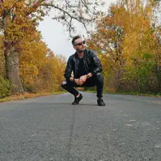 收听 Calvin Shock、观看音乐视频、阅读小传、查看巡演日期等 ！