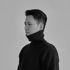 Sudaを聴いたり、ミュージックビデオを鑑賞したり、経歴やツアー日程などを確認したりしましょう！