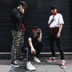 Listen to 2waves, watch music videos, read bio, see tour dates & more!