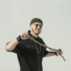 Poslechněte si interpreta Chef, sledujte hudební videa, přečtěte si životopis, podívejte se na data turné a další informace.