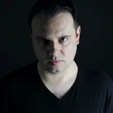 Ακούστε περιεχόμενο από Danilo Ercole, παρακολουθήστε μουσικά βίντεο, διαβάστε το βιογραφικό, δείτε ημερομηνίες περιοδείας, και πολλά ακόμη!
