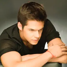 Listen to Giorgos Tsalikis, watch music videos, read bio, see tour dates & more!