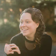 Dengarkan Brittani Scott, tonton video musik, baca bio, lihat tanggal tur & lainnya!