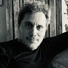 Listen to Julien Nègre, watch music videos, read bio, see tour dates & more!