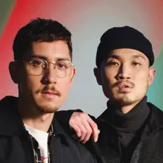 Escucha a MIKNNA, mira videos musicales, lee su biografía, consulta las fechas de las gira y más.