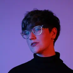 Dengarkan Lacey Johnson, tonton video musik, baca bio, lihat tanggal tur & lainnya!