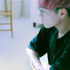 Dengarkan Jida, tonton video musik, baca bio, lihat tanggal tur & lainnya!