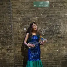 Jessica Lawを聴いたり、ミュージックビデオを鑑賞したり、経歴やツアー日程などを確認したりしましょう！