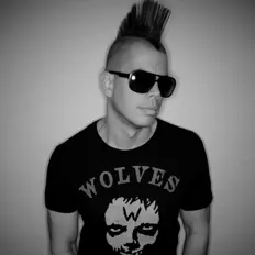 收听 Faderhead、观看音乐视频、阅读小传、查看巡演日期等 ！