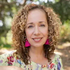 Escucha a Ladybug Music, mira videos musicales, lee su biografía, consulta las fechas de las gira y más.