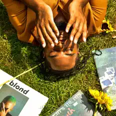 Ouça Nuero, assista a videoclipes, leia a biografia, veja as datas das turnês e mais!