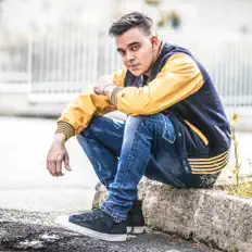 聆聽 Mateo de Dios、觀看音樂影片、閱讀小傳、查看巡演日期等！
