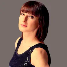 Dengarkan Ekala, tonton video musik, baca bio, lihat tanggal tur & lainnya!