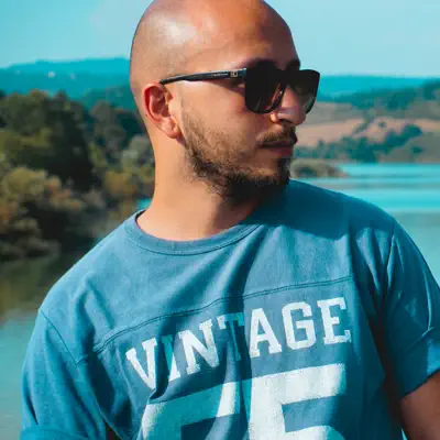 Listen to Manuel Costa, watch music videos, read bio, see tour dates & more!