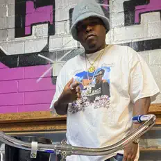 Listen to Melo, watch music videos, read bio, see tour dates & more!