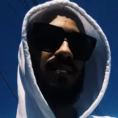 收听 Kensei Abbot、观看音乐视频、阅读小传、查看巡演日期等 ！