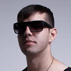 Listen to Sandr, watch music videos, read bio, see tour dates & more!