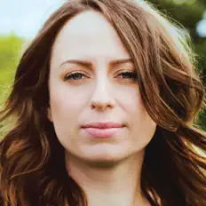 Listen to Stephanie Struijk, watch music videos, read bio, see tour dates & more!
