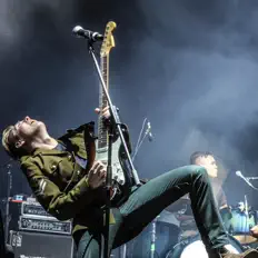 Ascolta ISO, guarda video musicali, leggi la biografia, vedi le date del tour & altro!