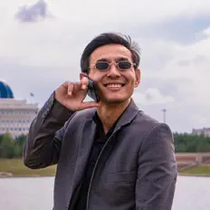 Poslechněte si interpreta NX6XN, sledujte hudební videa, přečtěte si životopis, podívejte se na data turné a další informace.