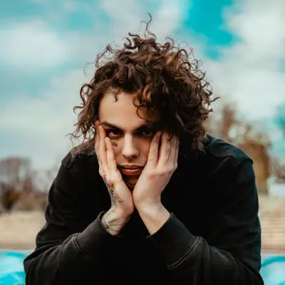 Listen to Alvis, watch music videos, read bio, see tour dates & more!