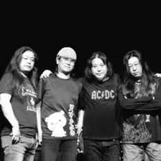 Dengarkan Black Syndrome, tonton video musik, baca bio, lihat tanggal tur & lainnya!