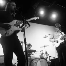 收听 The Paperhead、观看音乐视频、阅读小传、查看巡演日期等 ！