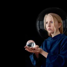 Listen to Polly Scattergood, watch music videos, read bio, see tour dates & more!