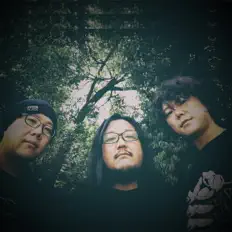 Dengarkan PAKK, tonton video musik, baca bio, lihat tanggal tur & lainnya!