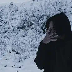 KVMIL을(를) 듣고, 뮤직 비디오를 보고, 약력을 읽고, 투어 일정 등을 확인하세요!
