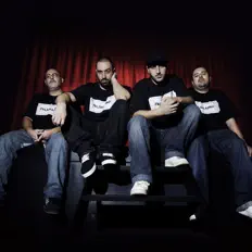 Listen to Falsalarma, watch music videos, read bio, see tour dates & more!