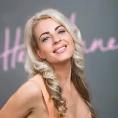 收听 Heidi Anne、观看音乐视频、阅读小传、查看巡演日期等 ！