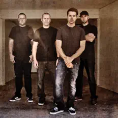 Nations Afireを聴いたり、ミュージックビデオを鑑賞したり、経歴やツアー日程などを確認したりしましょう！