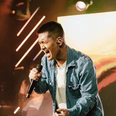 Dengarkan Jr Aquino, tonton video musik, baca bio, lihat tanggal tur & lainnya!