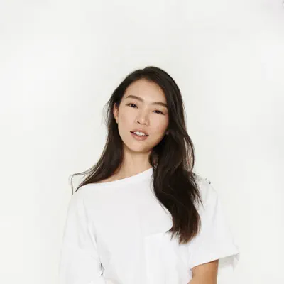 Listen to Mei Sim, watch music videos, read bio, see tour dates & more!