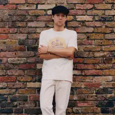 Listen to Louis Dunford, watch music videos, read bio, see tour dates & more!