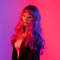 Poslechněte si interpreta 2NA, sledujte hudební videa, přečtěte si životopis, podívejte se na data turné a další informace.