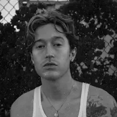 收听 Alex Harris、观看音乐视频、阅读小传、查看巡演日期等 ！