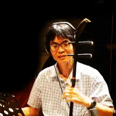收听 杨斯雄、观看音乐视频、阅读小传、查看巡演日期等 ！
