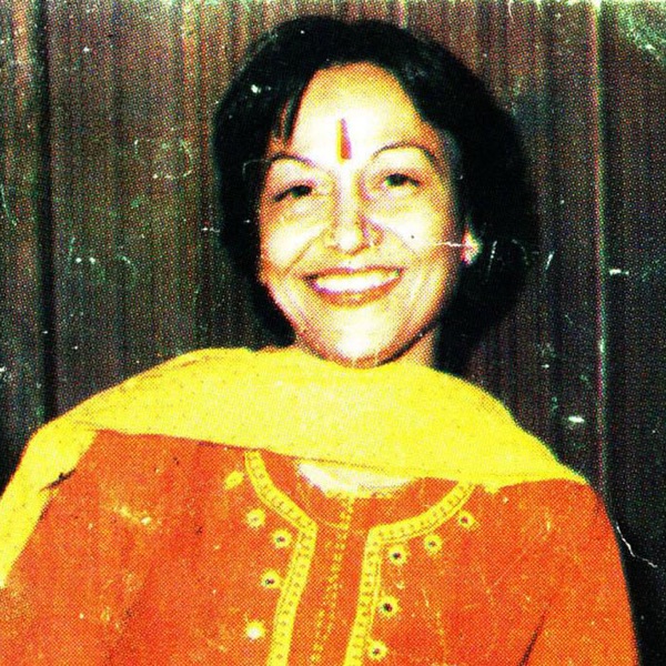 Usha Khanna's avatar