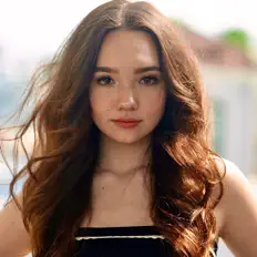 Ruby Jayを聴いたり、ミュージックビデオを鑑賞したり、経歴やツアー日程などを確認したりしましょう！
