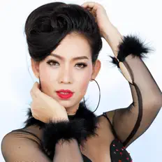 聆聽 Trang Anh Thơ、觀看音樂影片、閱讀小傳、查看巡演日期等！