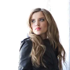 Listen to Rachael Leahcar, watch music videos, read bio, see tour dates & more!