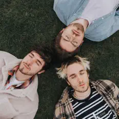 Escucha a SHADED, mira videos musicales, lee su biografía, consulta las fechas de las gira y más.