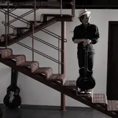 Listen to Jorge Villamizar, watch music videos, read bio, see tour dates & more!