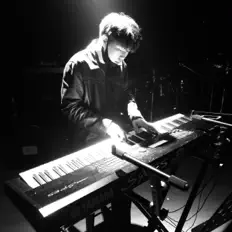 Écoutez J.Note, regardez des vidéoclips, lisez la biographie, consultez les dates de tournée et plus encore !