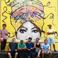 Listen to Academia da Berlinda, watch music videos, read bio, see tour dates & more!
